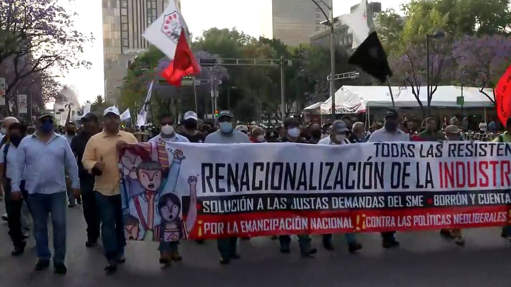 manifestantes se dirigen al hemiciclo a juarez en cdmx
