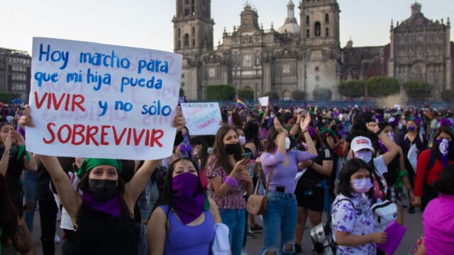 Mujeres de todas edades marcharon en diferentes estados de México