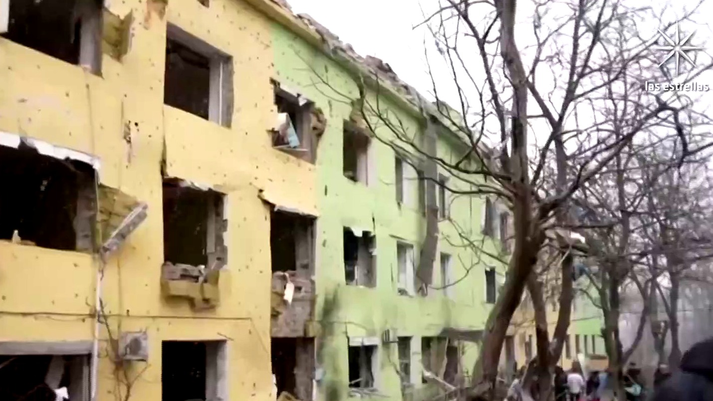 mariupol en situacion apocaliptica por ataques rusos uno de ellos contra hospital infantil