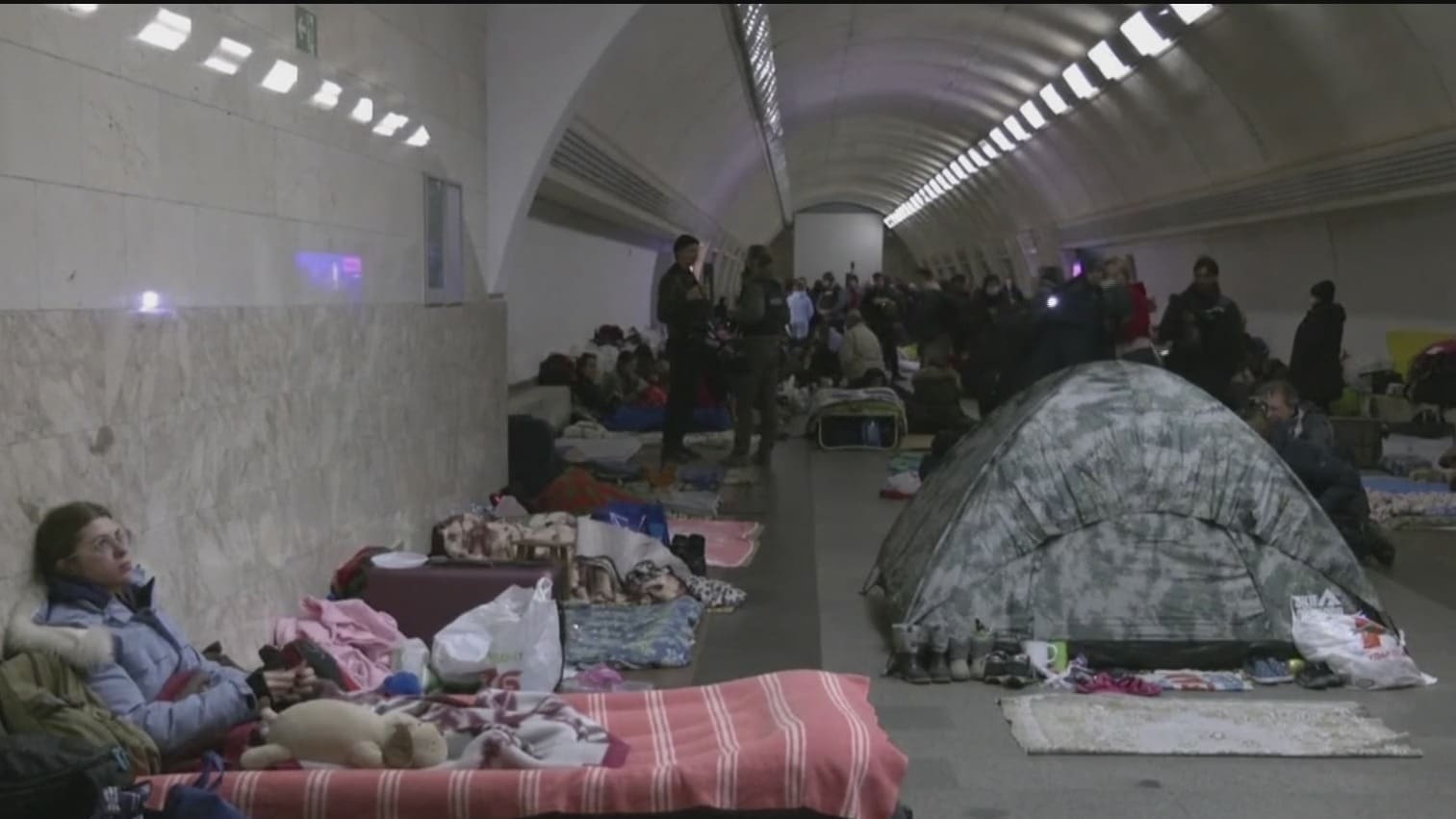 metro de kiev un refugio construido durante la guerra fria