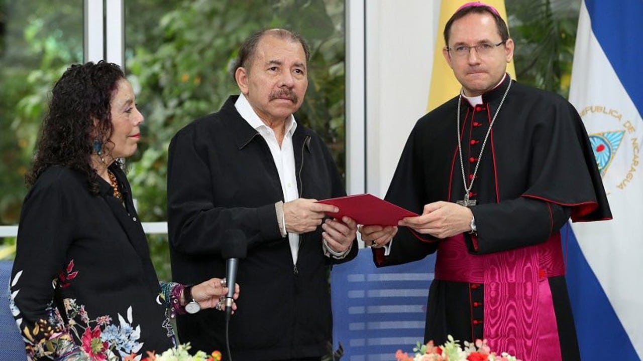 Vaticano protesta por expulsión de su embajador en Nicaragua