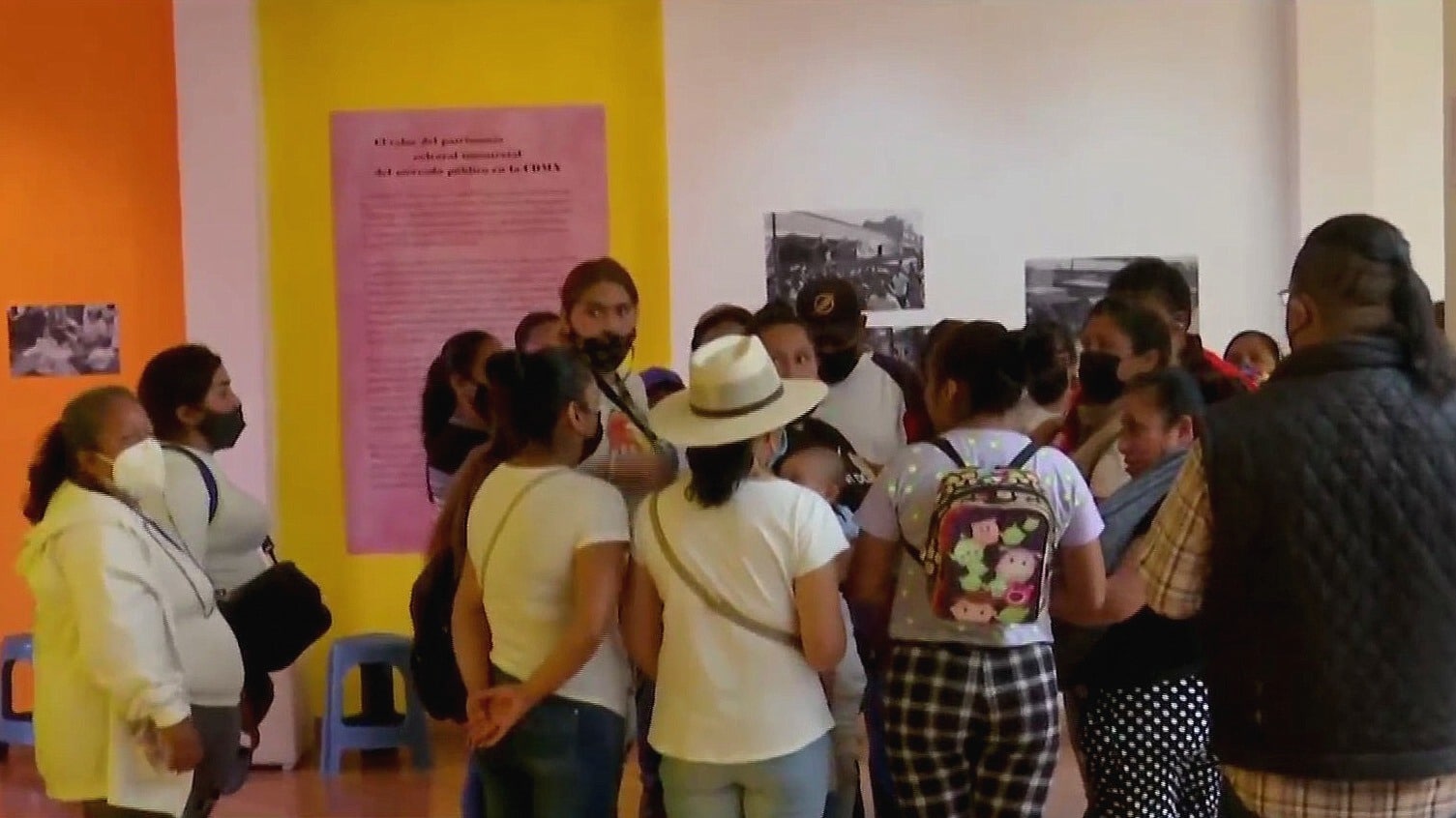 padres y alumnos entregan instalaciones del museo archivo de la fotografia