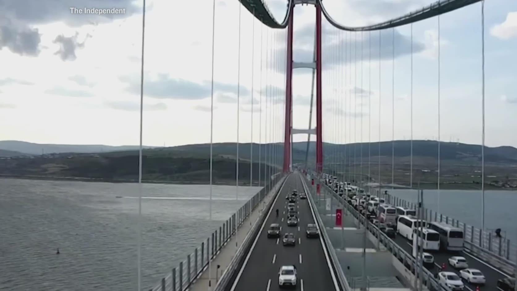 turquia inaugura el puente colgante mas largo del mundo
