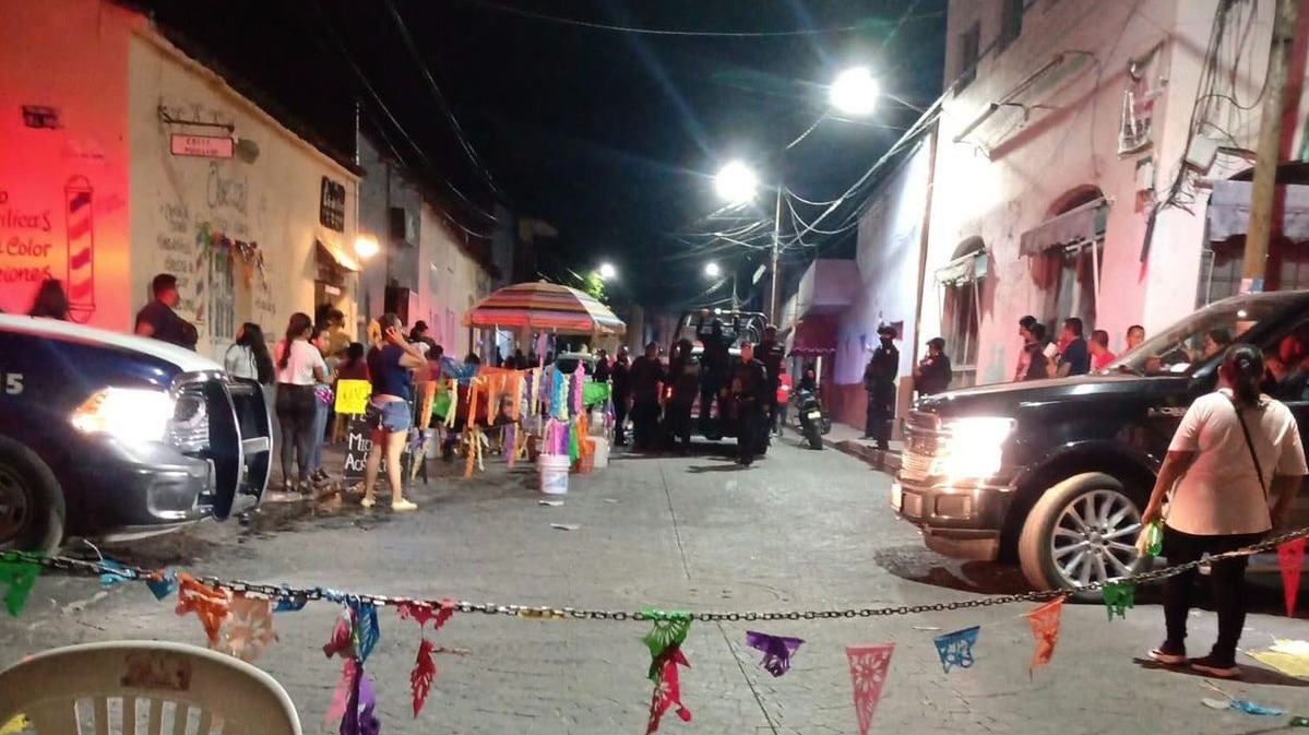 un muerto y dos heridos en balacera en carnaval de yautepec