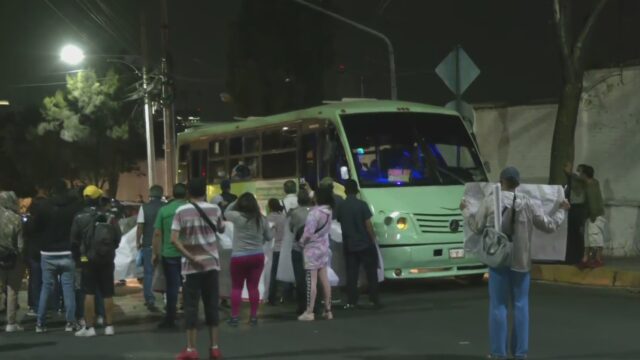 vecinos bloquean vialidad en avenida centenario cdmx