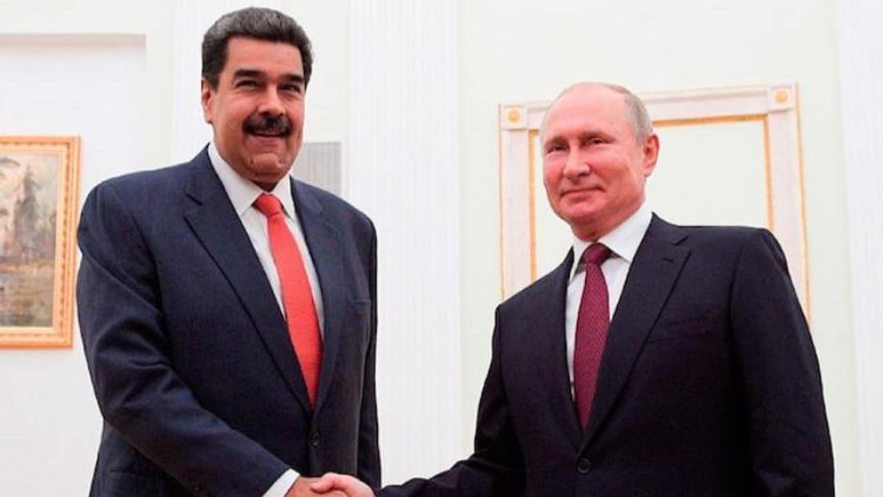 Nicolás Maduro condena 'acciones desestabilizadoras de la OTAN' durante llamada con Putin