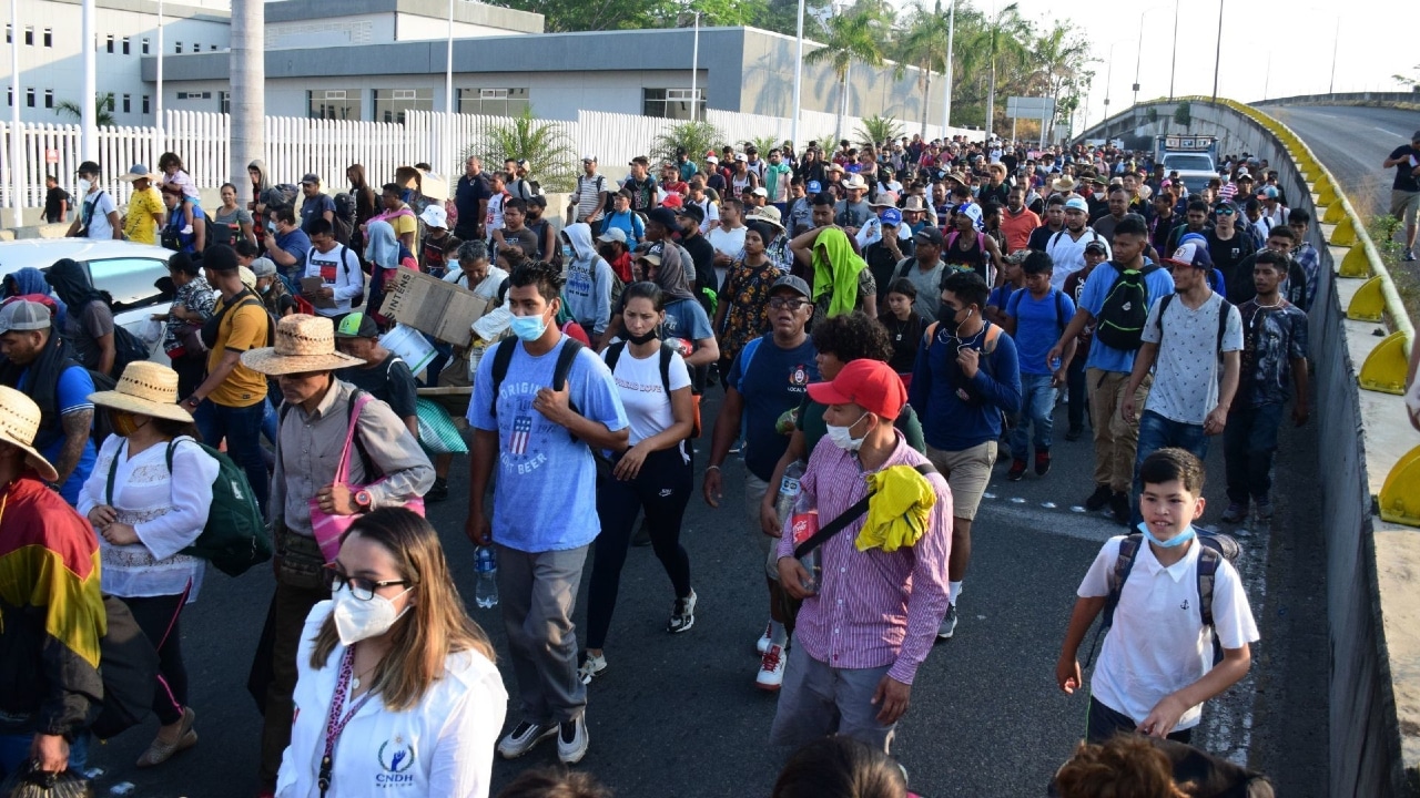 Un contingente de migrantes partió en viacrucis del centro de Tapachula, Chiapas