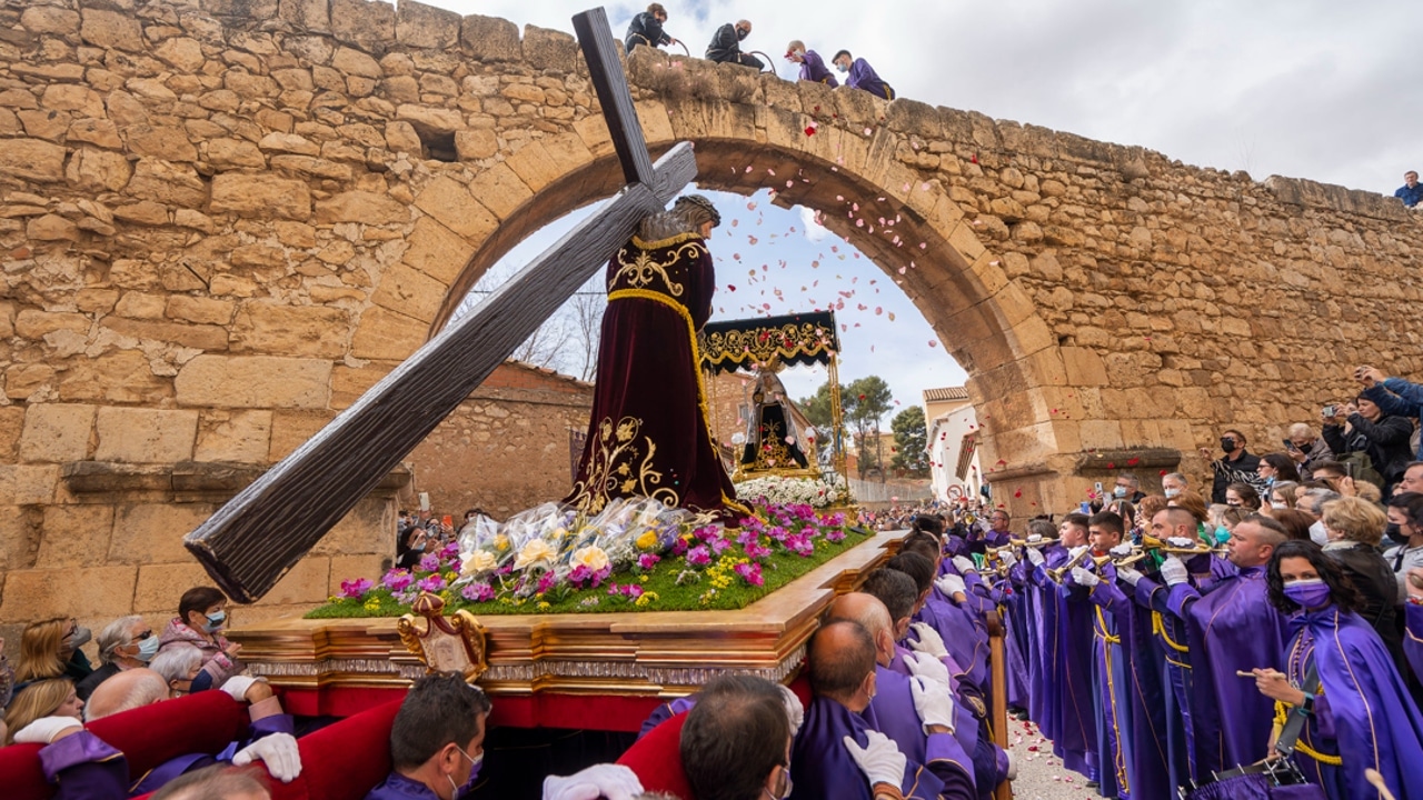 Fotografía de la celebración del Domingo de Ramos en Teruel, España.