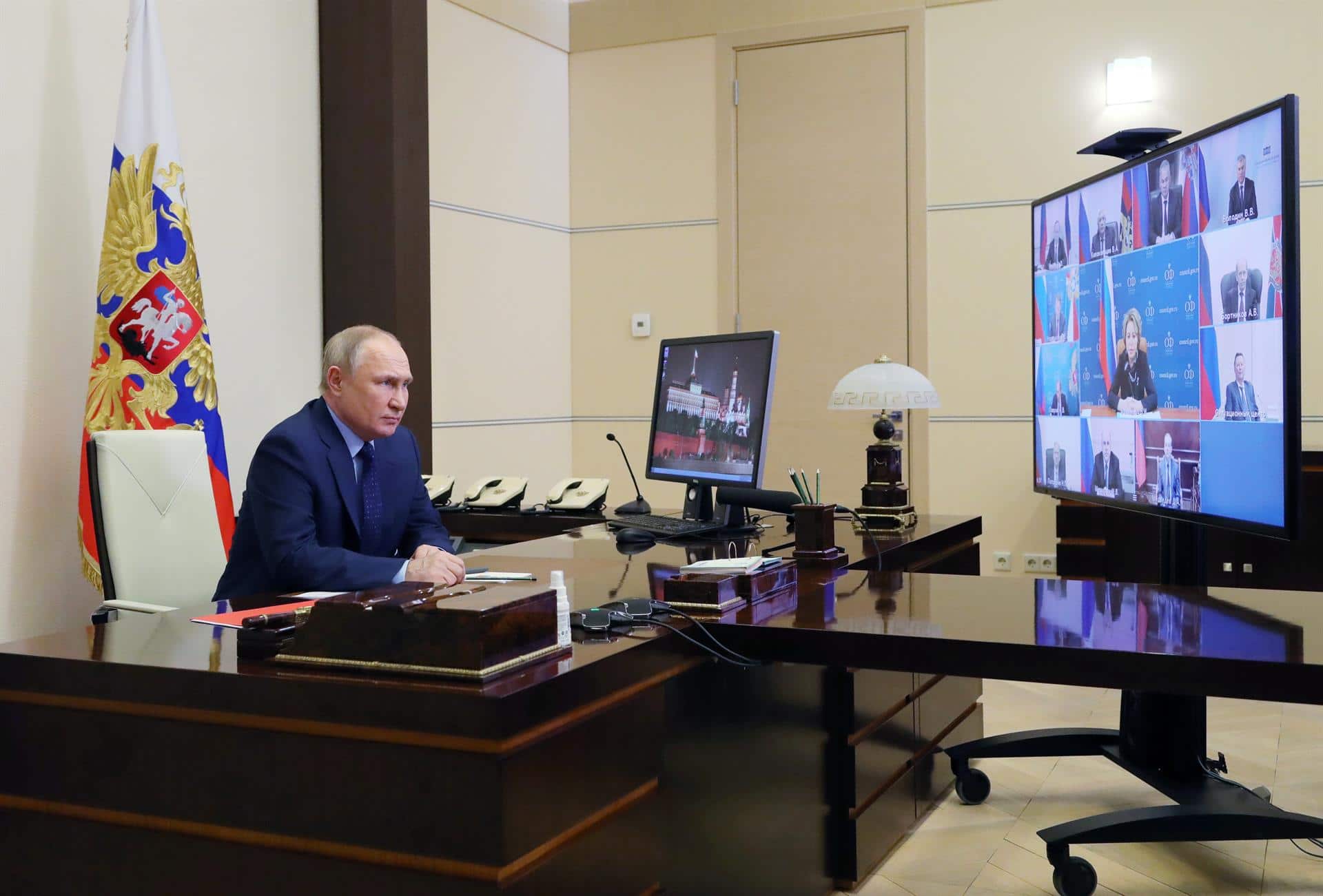 Es 'imposible' aislar a Rusia en el mundo moderno, afirma Putin