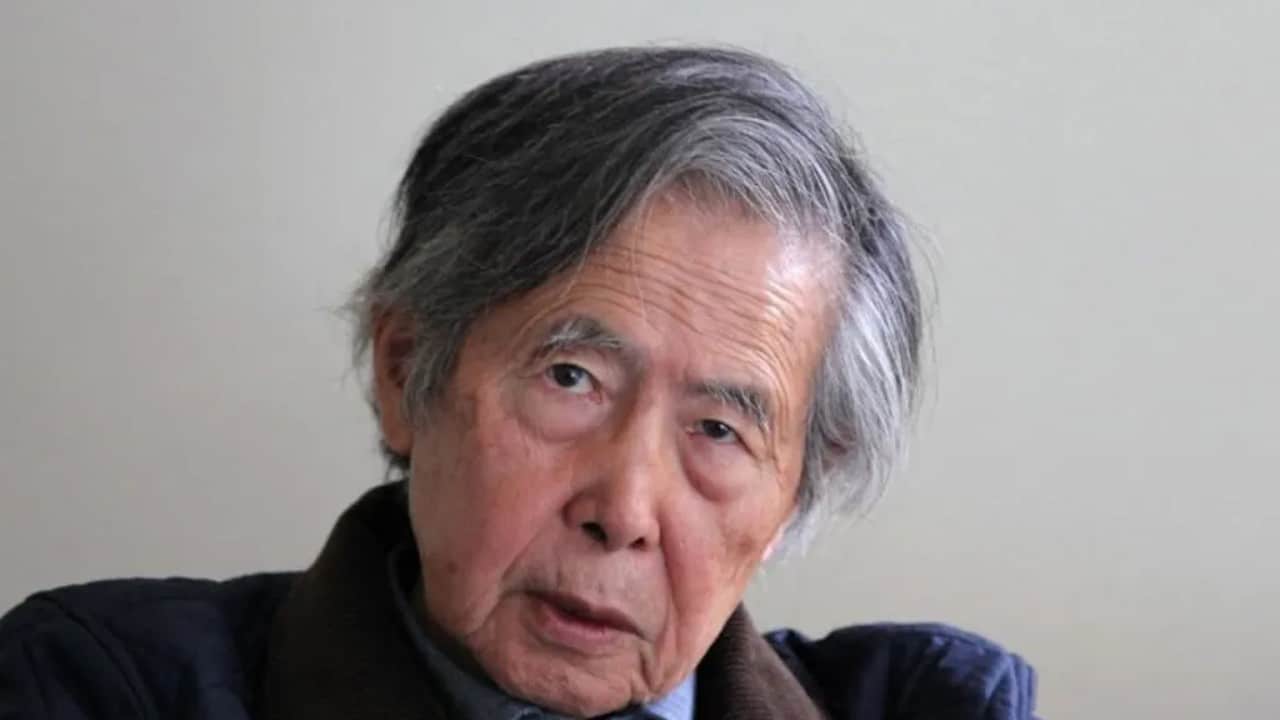 Fujimori es hospitalizado tras sufrir descompensación.
