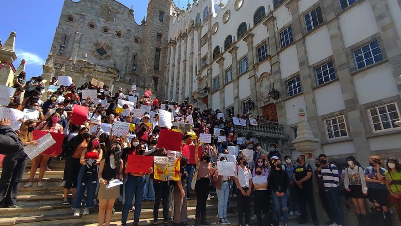 Estudiantes protestan en Guanajuato; exigen esclarecer muerte de Ángel Yael por la Guardia Nacional