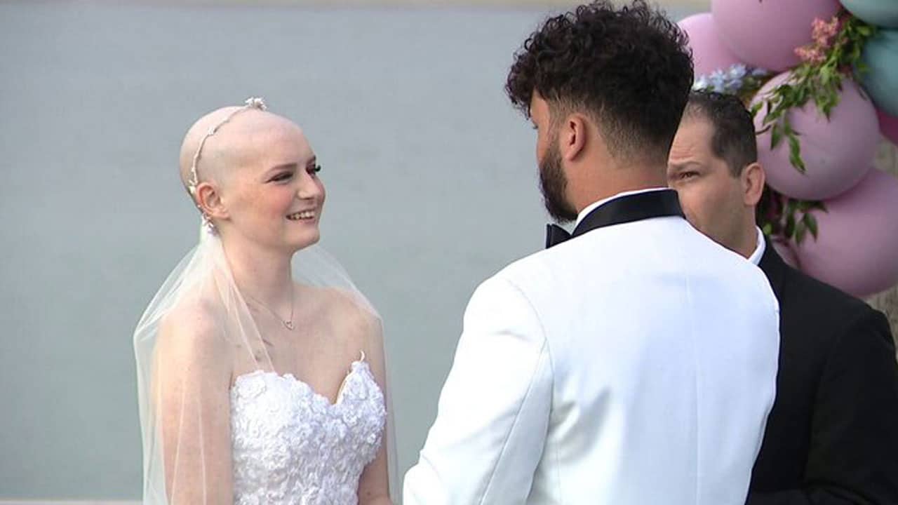 Joven de 17 años con cáncer terminal cumple sueño casarse