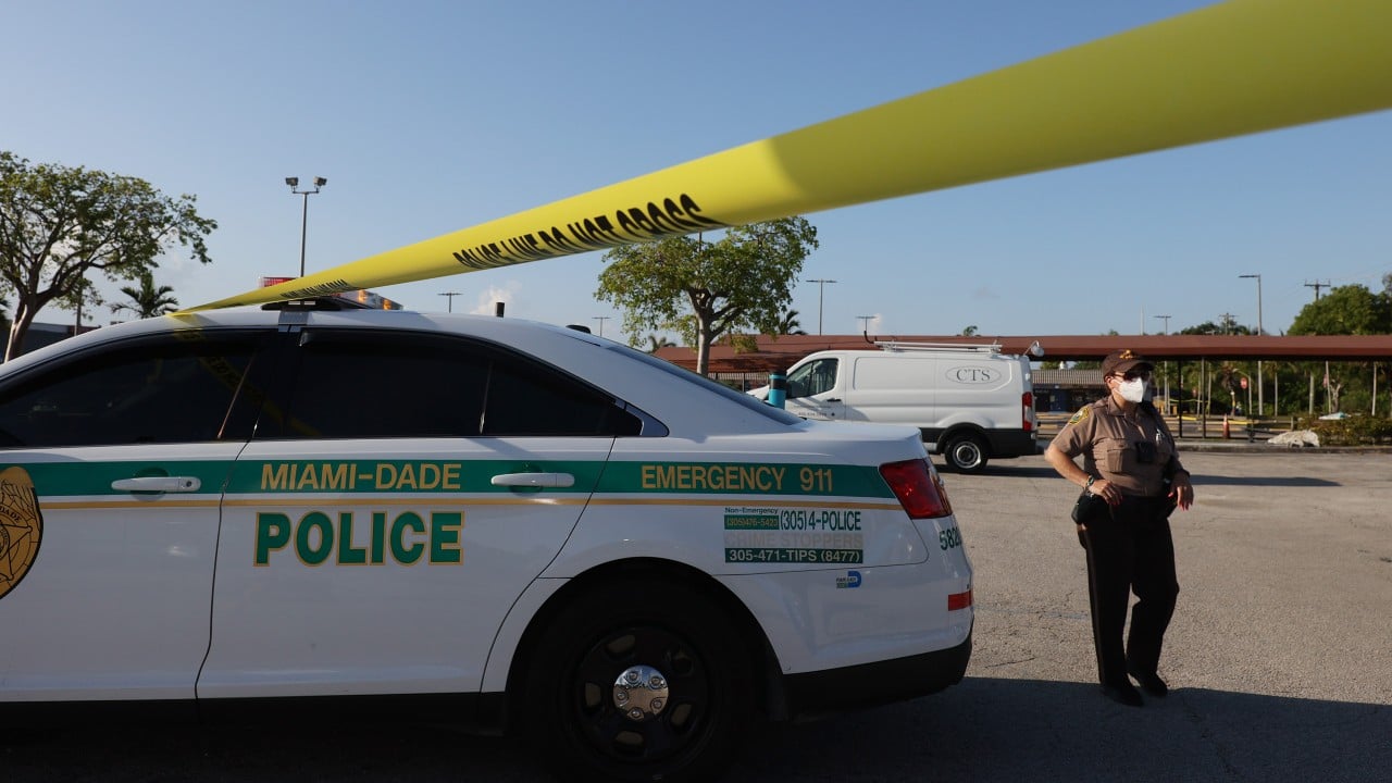Detienen a mujer por confesar asesinato de sus dos hijos en Miami, EEUU