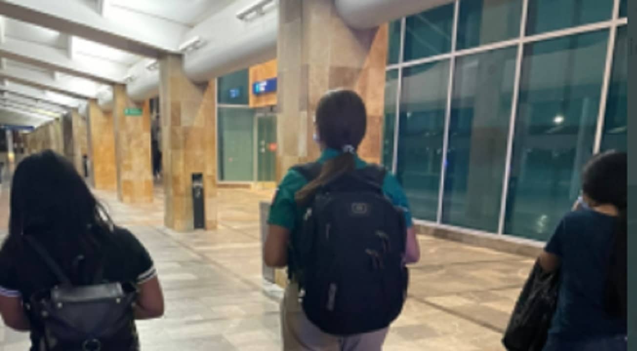 INM ayuda a menores estadounidenses abandonadas en Cancún