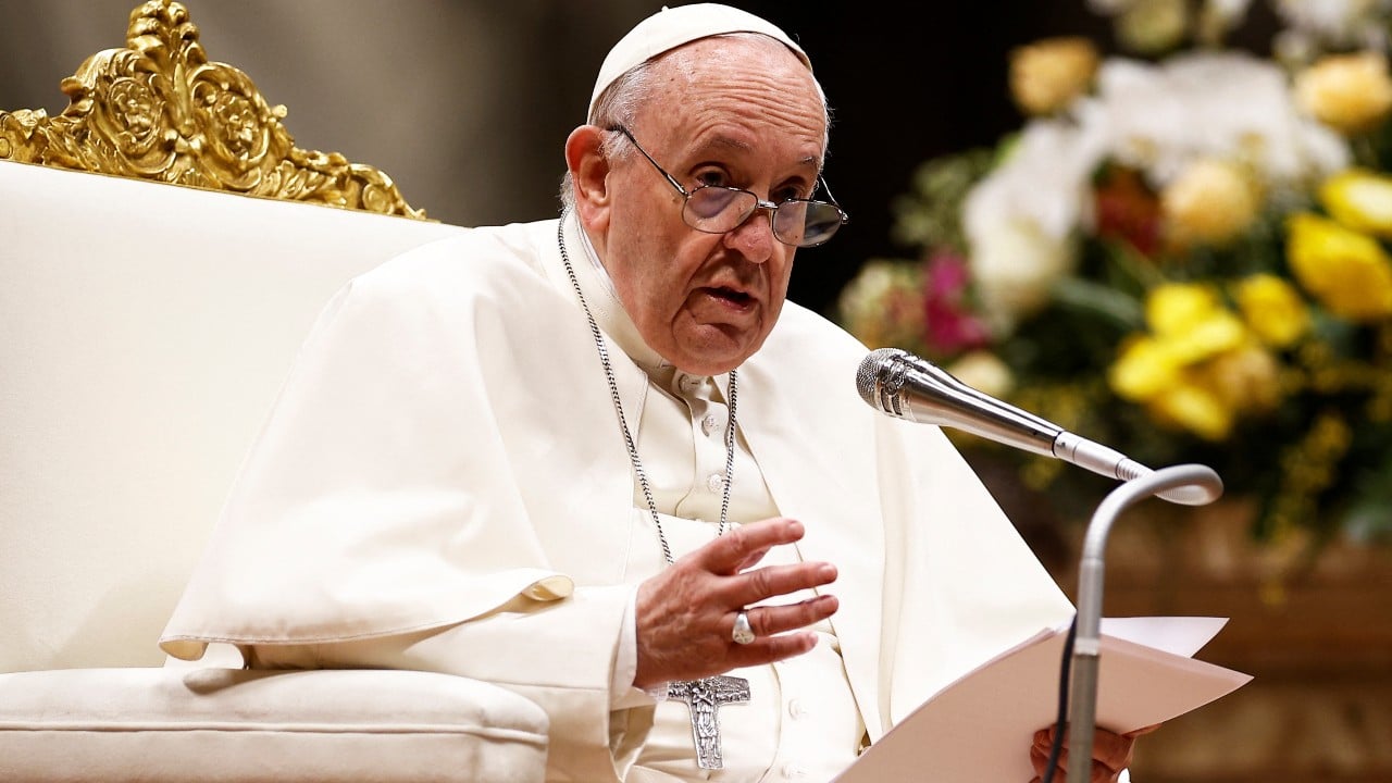 Papa Francisco renuncia a oficiar la Vigilia Pascual por dolor en la rodilla