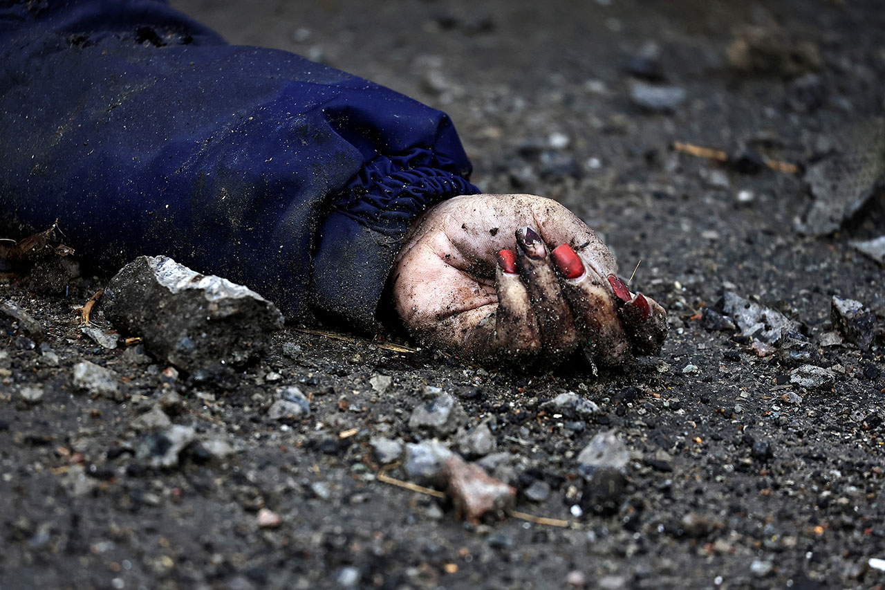 Maquilladora víctima de masacre Bucha por su manicura
