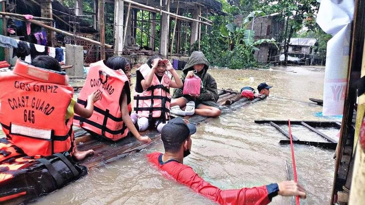 Sube el número de muertos por inundaciones en Filipinas