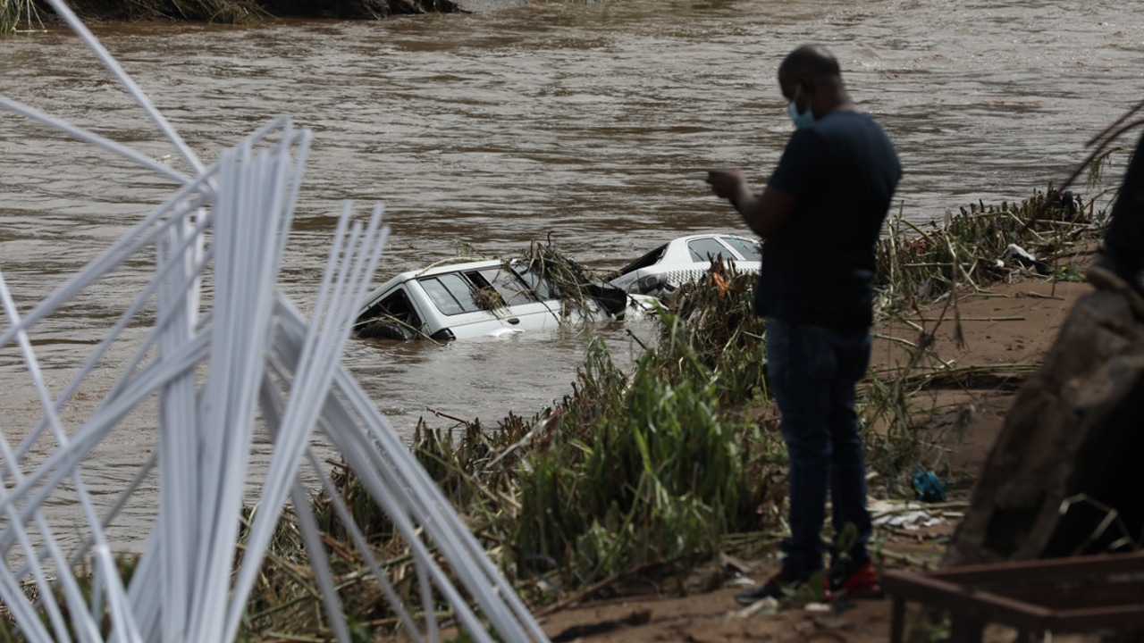 Fotografía de las devastadoras inundaciones que azotan Sudáfrica desde hace cinco días.