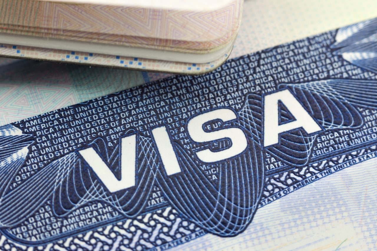 Sobrevivientes de tiroteos pueden tramitar visa especial