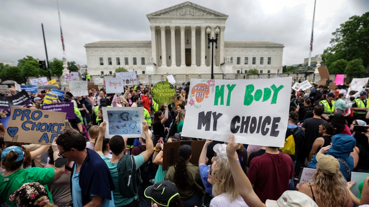 Miles se manifiestan a favor del aborto en ciudades de Estados Unidos