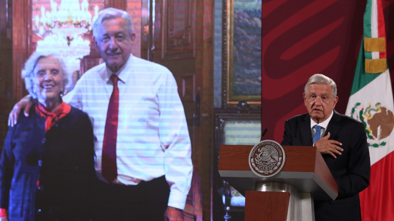 El presidente de México, Andrés Manuel López Obrador, durante su conferencia mañanera en Palacio Nacional