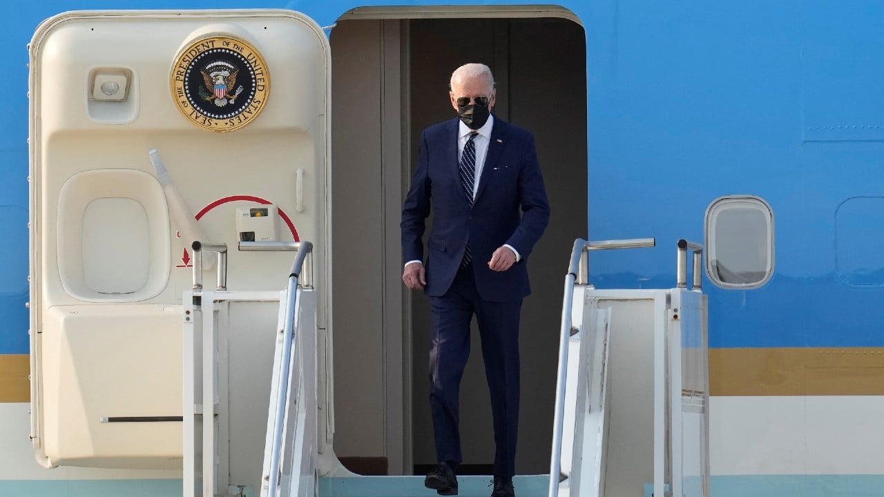 Biden llega a Corea del Sur, bajo la sombra de posible prueba nuclear de vecino del norte.