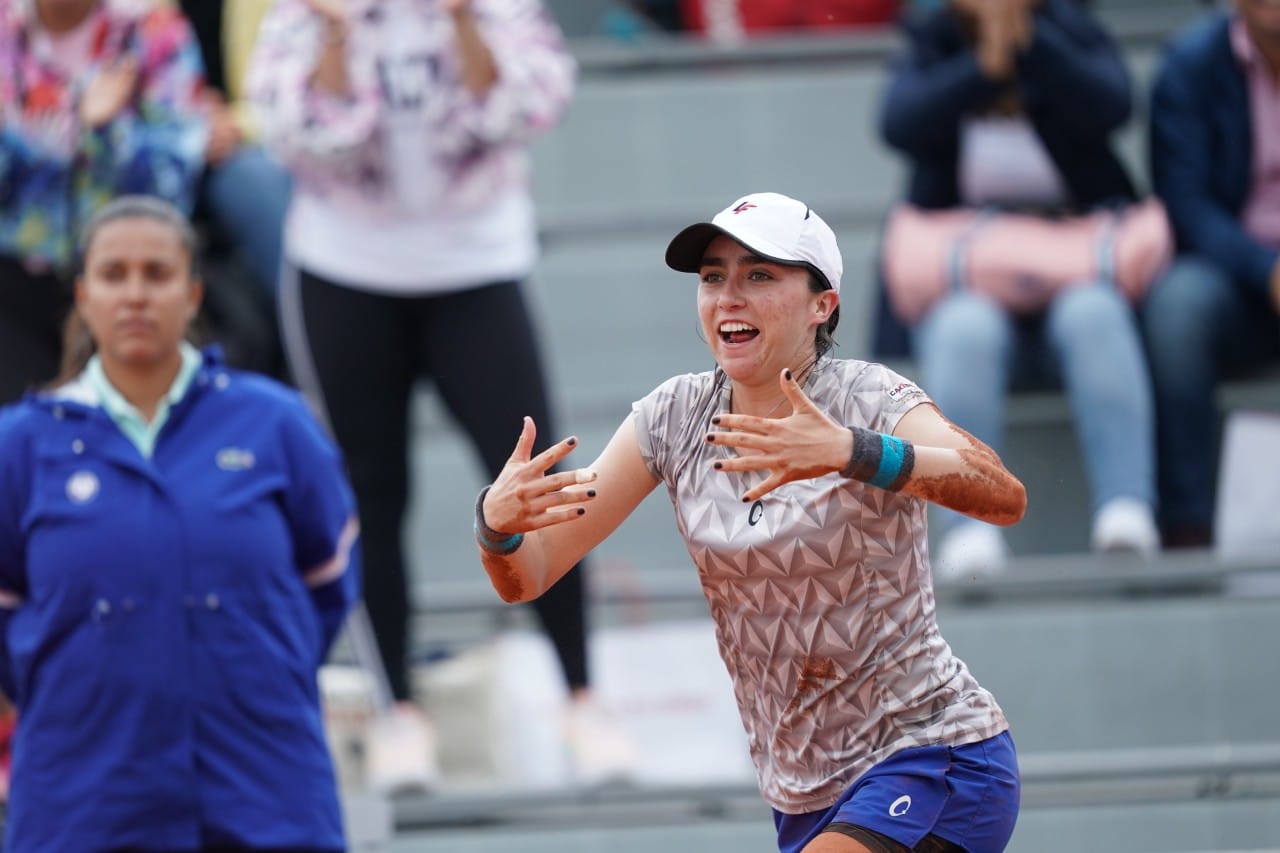 Tenista mexicana Fernanda Contreras califica a Roland Garros