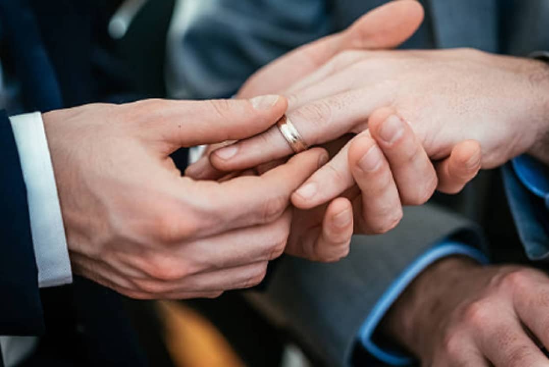 SCJN invalida restricciones contra matrimonio igualitario