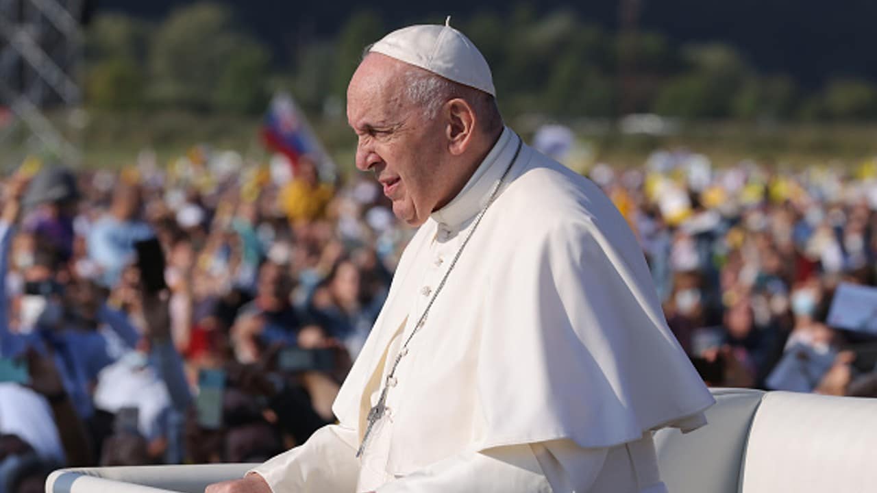 Papa Francisco visitará Canadá y pedirá disculpas por abusos de la iglesia.