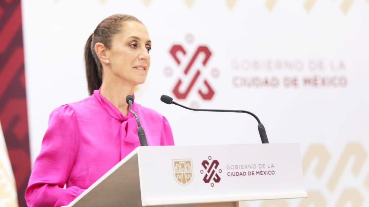 Sheinbaum critica a Sandra Cuevas por quitar rótulos y murales en la Cuauhtémoc