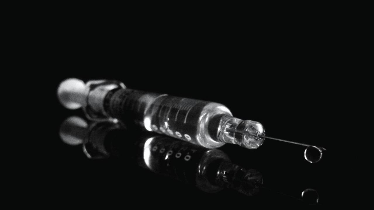 Sudáfrica: Anuncian primer ensayo clínico vacuna contra VIH