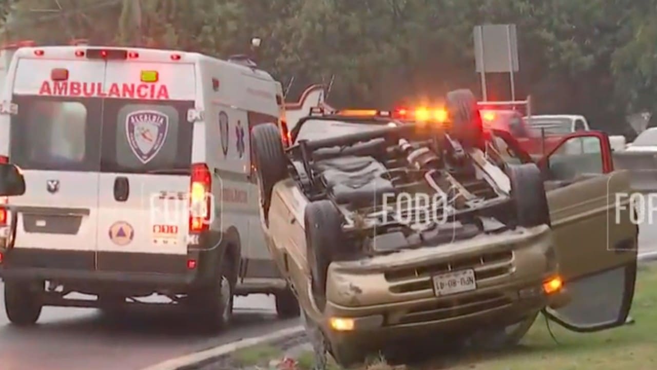Unidades de emergencia atienden accidente en la carretera México– Toluca (FOROtv