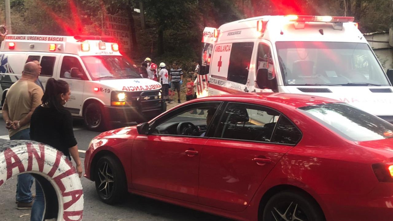Accidente deja 10 personas lesionadas en la México-Cuernavaca.