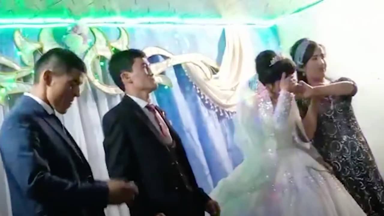 Uzbekistán, boda, novia, violencia, fiesta, captura de pantalla