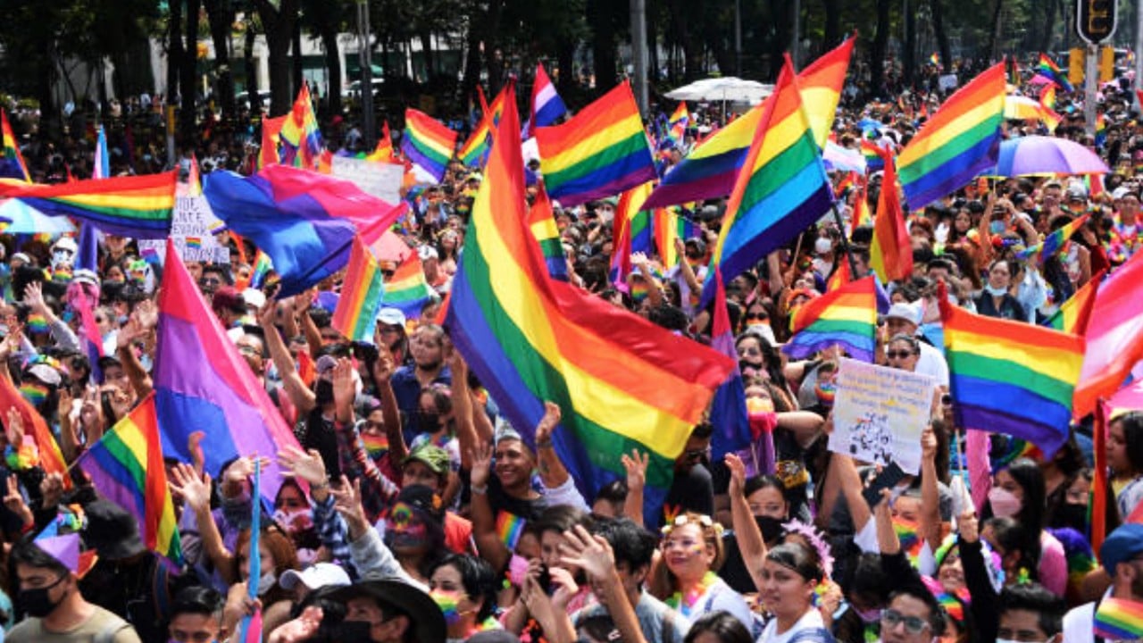 Comunidad LGBTIQ+ equivale al 5.1% de la población en México: INEGI