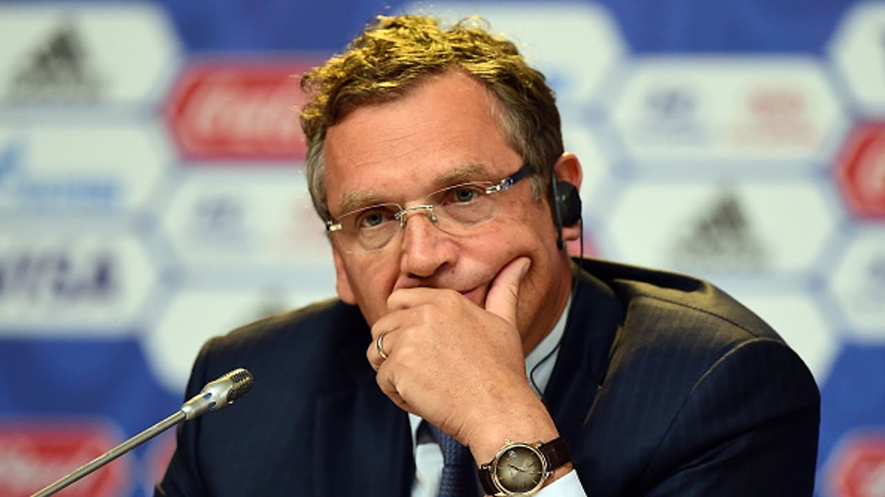 Condenan a 11 meses de cárcel a Jerôme Valcke, secretario general de la FIFA.