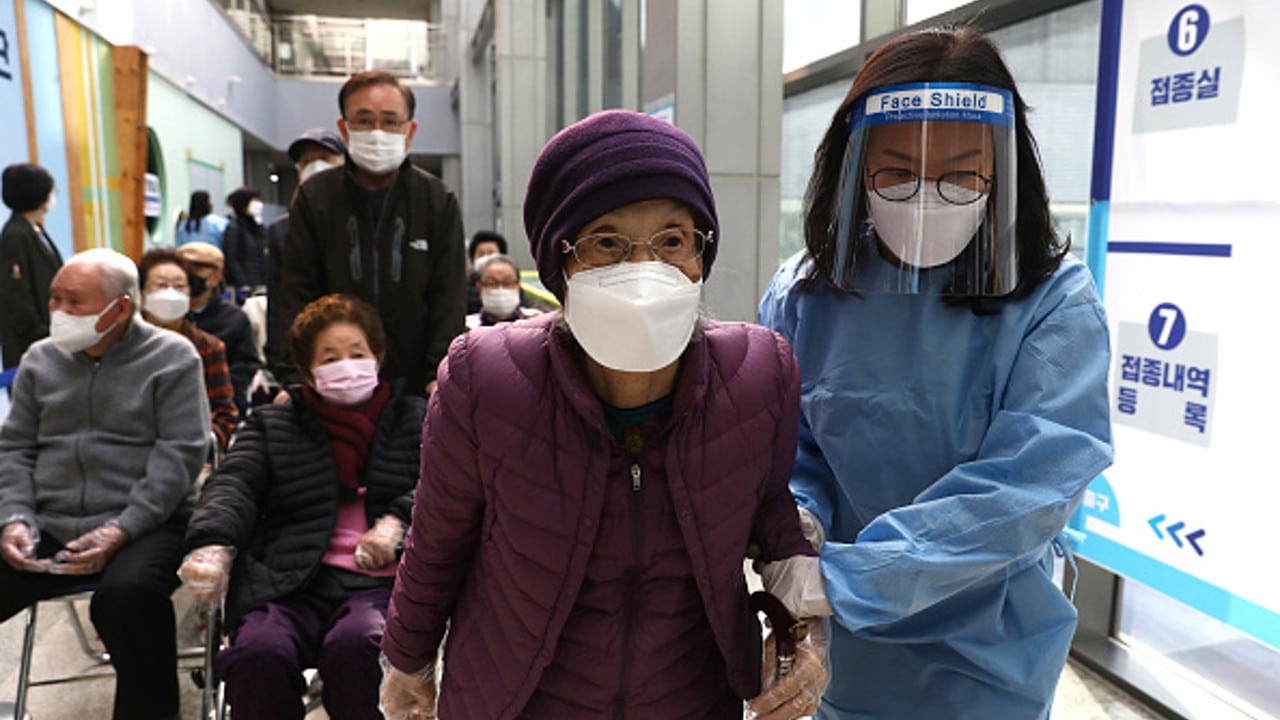 Corea del Sur aprueba la primera vacuna propia contra el COVID-19