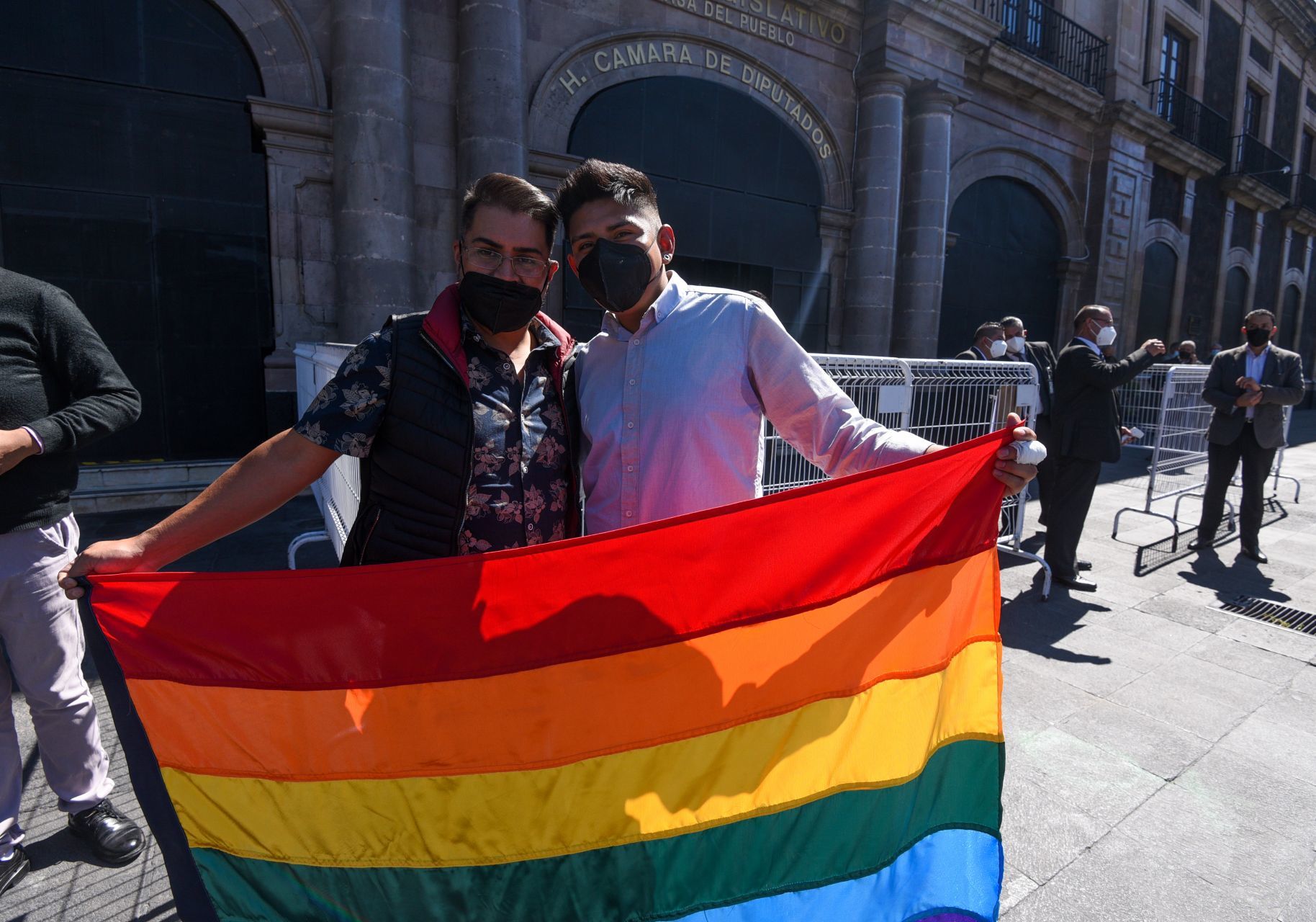 Integrantes de la comunidad LGBTTTIQ+ en Edomex exigen la aprobación del matrimonio igualitario (Cuartoscuro)