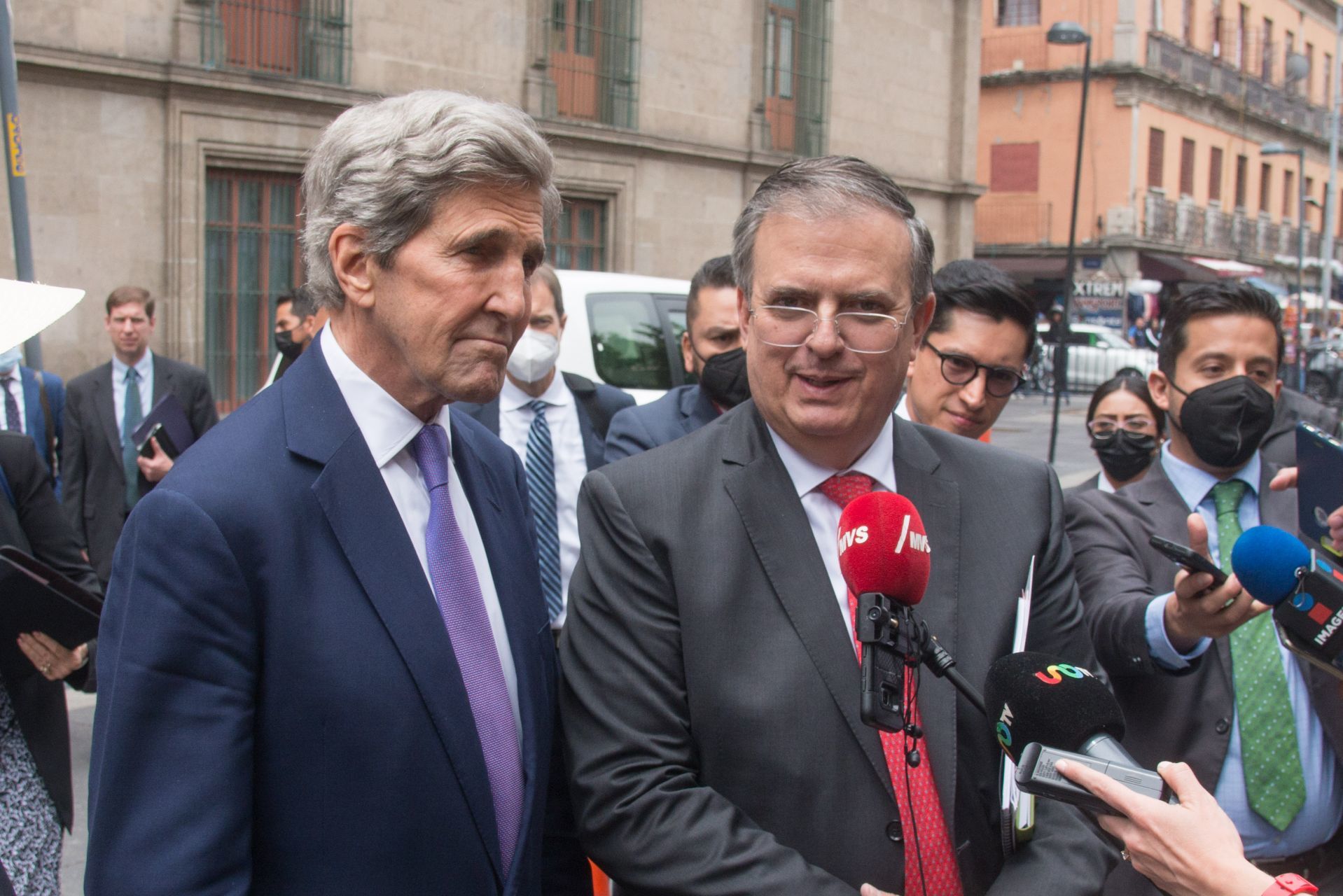 John Kerry, enviado especial de Estados Unidos para el Clima, en compañía de Marcelo Ebrard, secretario de Relaciones Exteriores, 14 de junio de 2022 (Cuartoscuro)