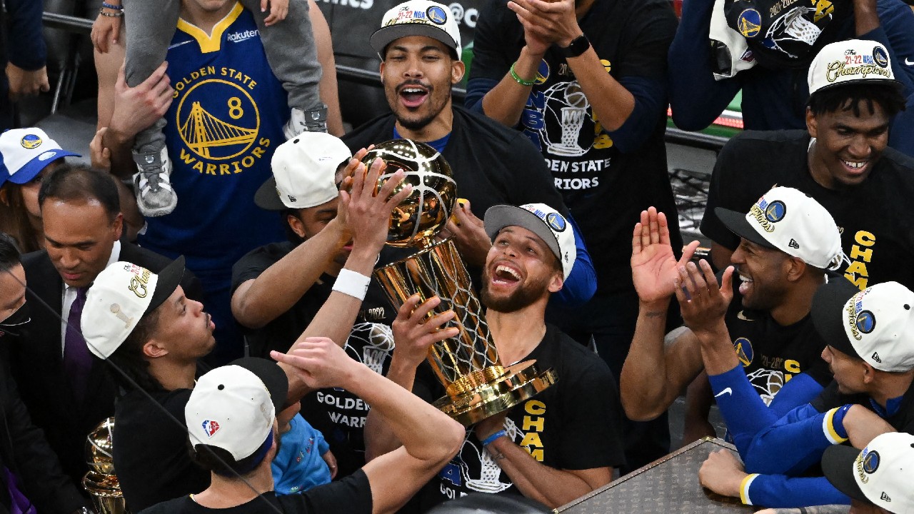 Los Golden State Warriors se proclaman campeones de la NBA al derrotar a Boston