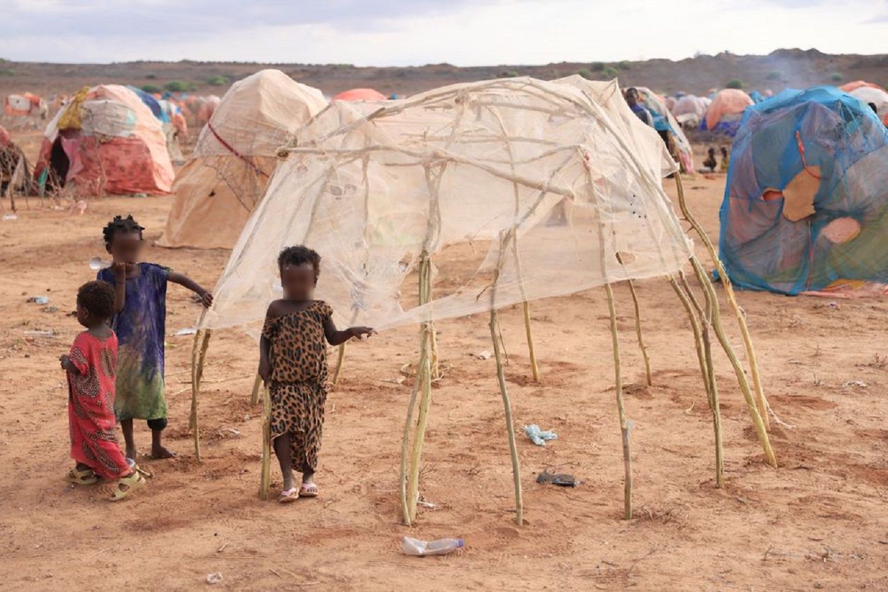 Mueren al menos 35 niños por sequía y conflicto en Etiopía