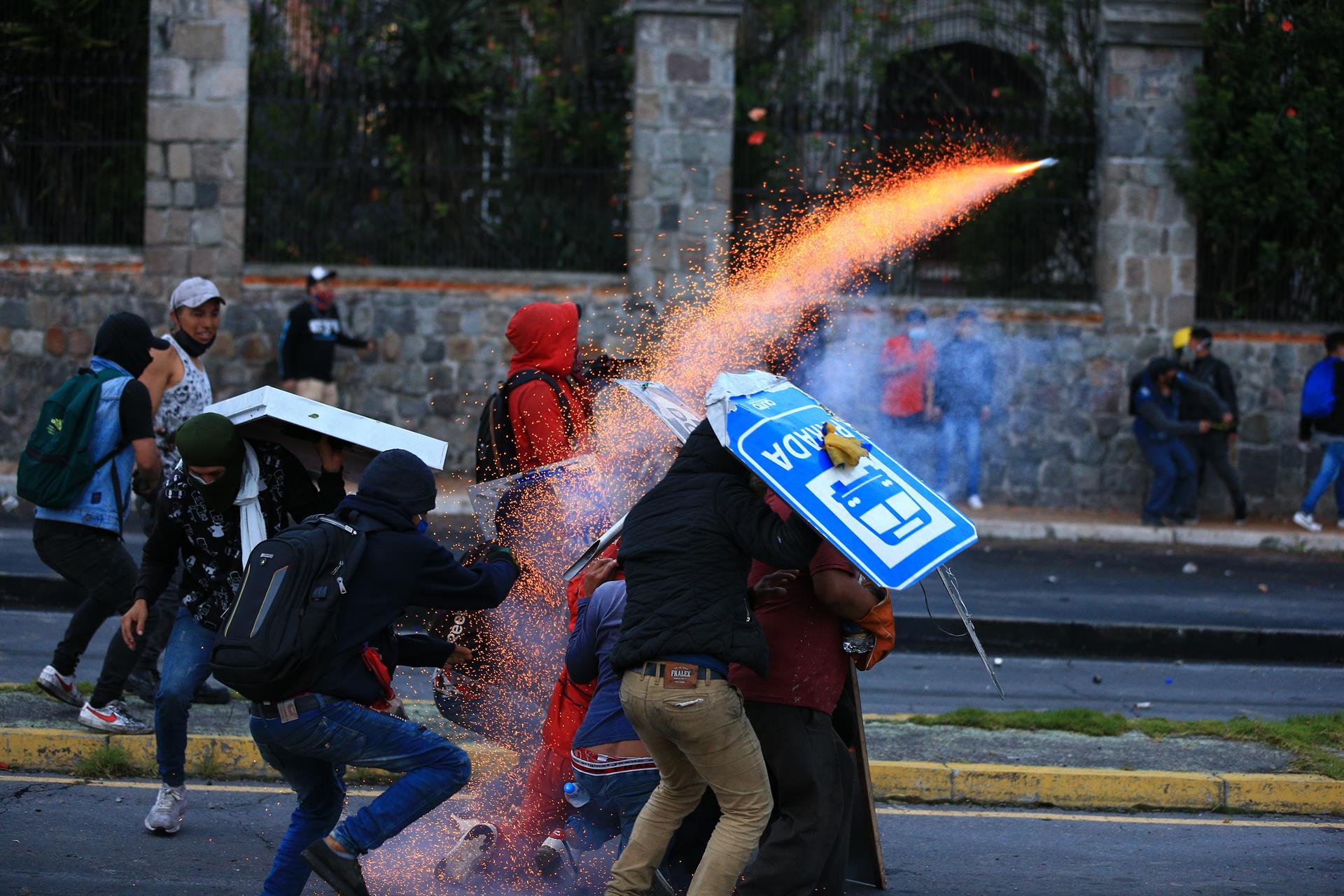 Reportan primer muerto durante las protestas en Quito, Ecuador