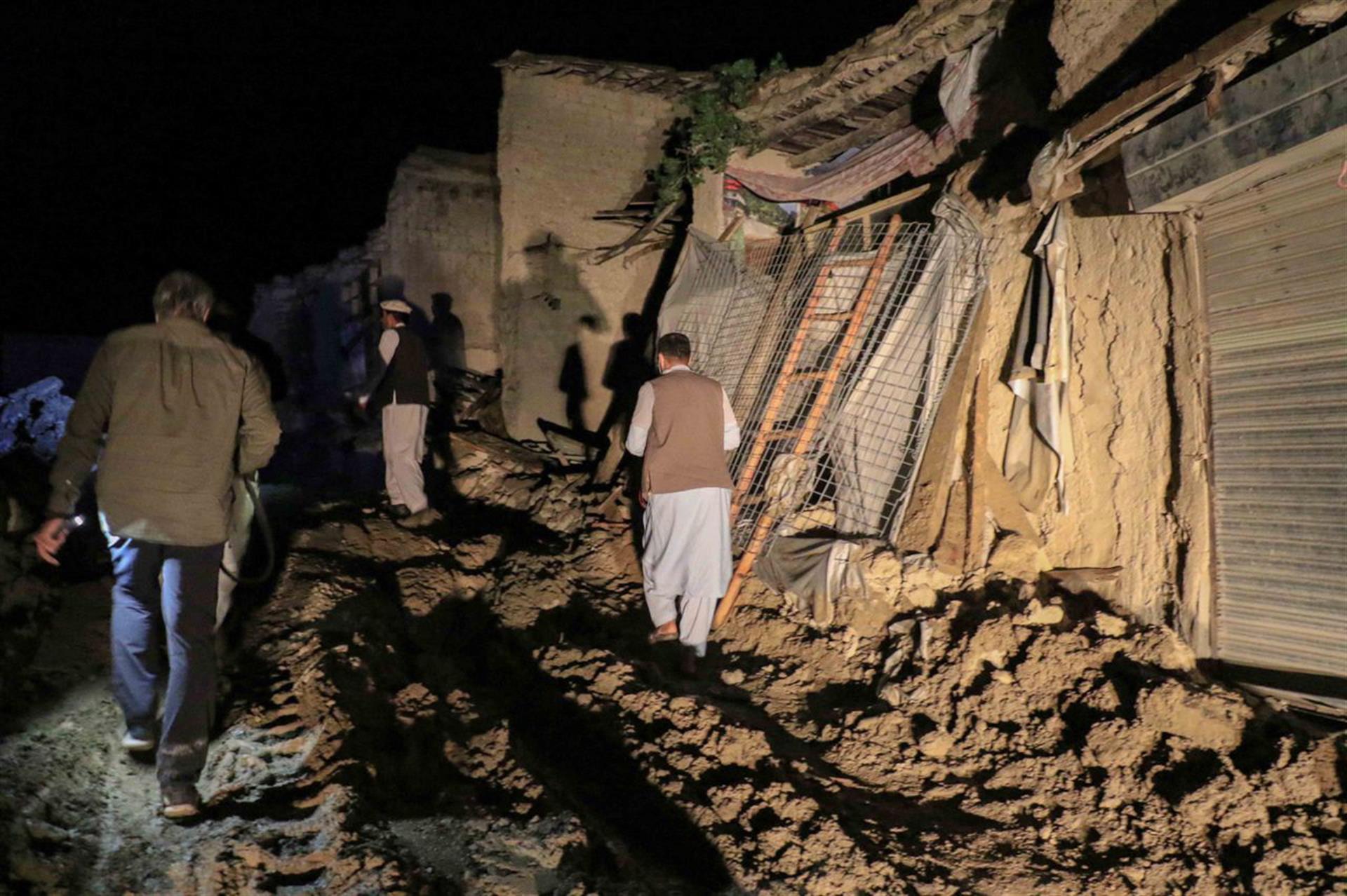 EUA ayudará a damnificados por terremoto en Afganistán
