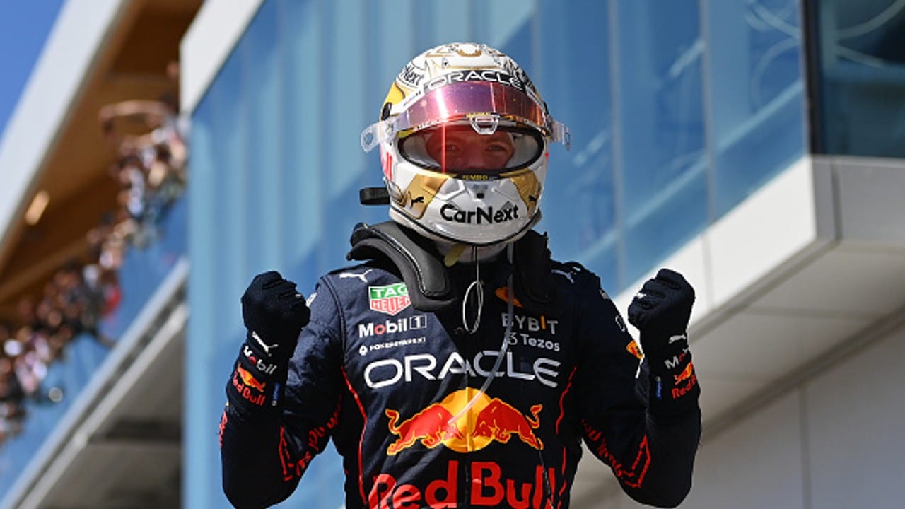 Max Verstappen gana el GP de Canadá tras duelo con el español Sainz.
