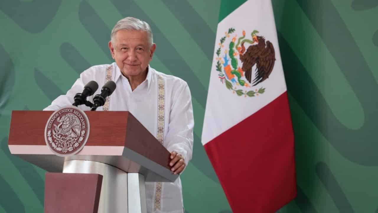 El presidente Andrés Manuel López Obrador en su conferencia mañanera desde el estado de Jalisco.