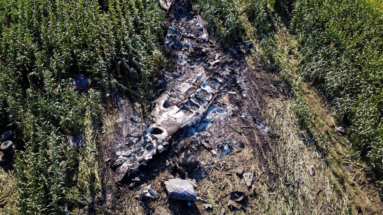 Se estrella avión de carga ucraniano en Grecia; muere toda la tripulación