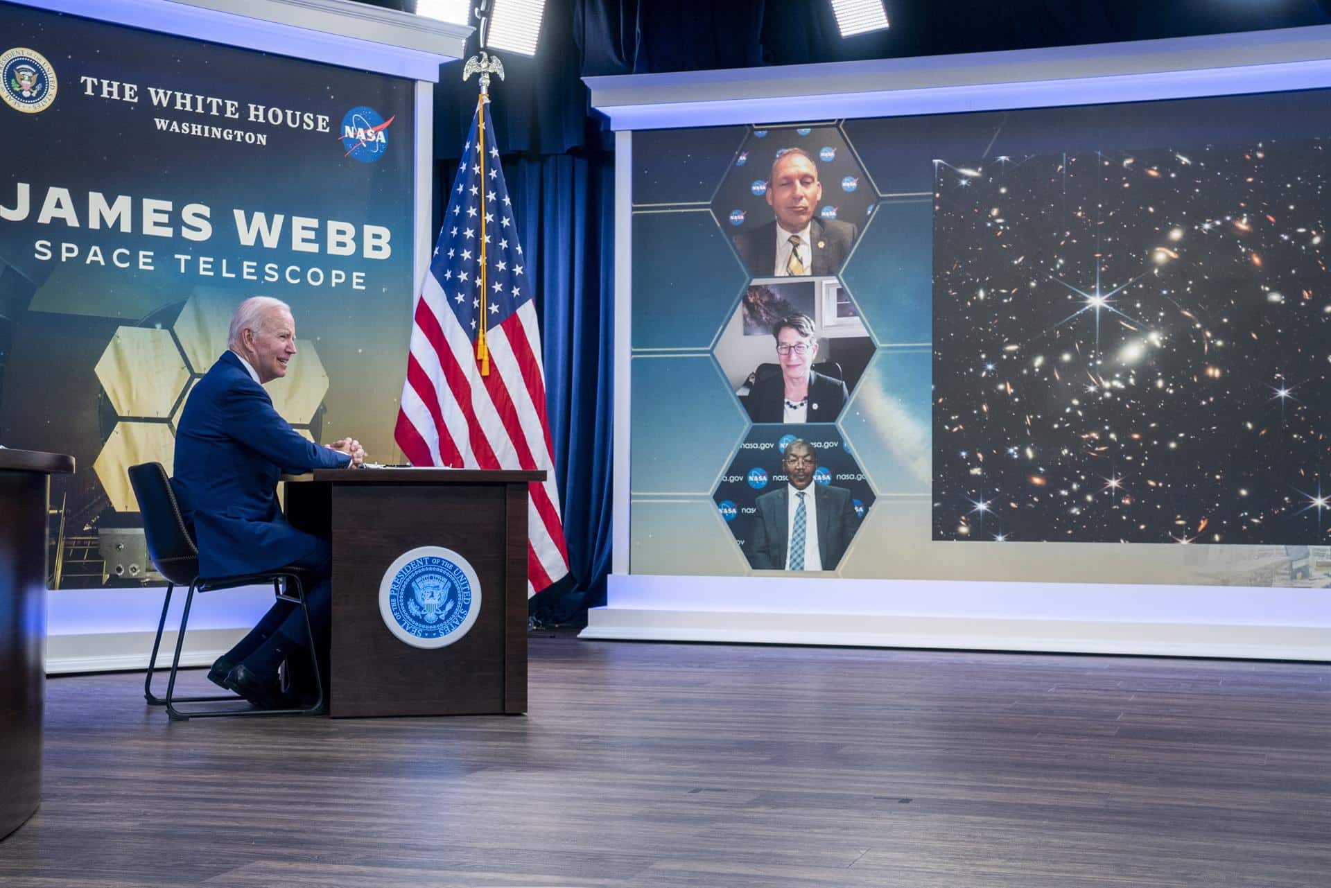 Biden celebra primera imagen a color del universo