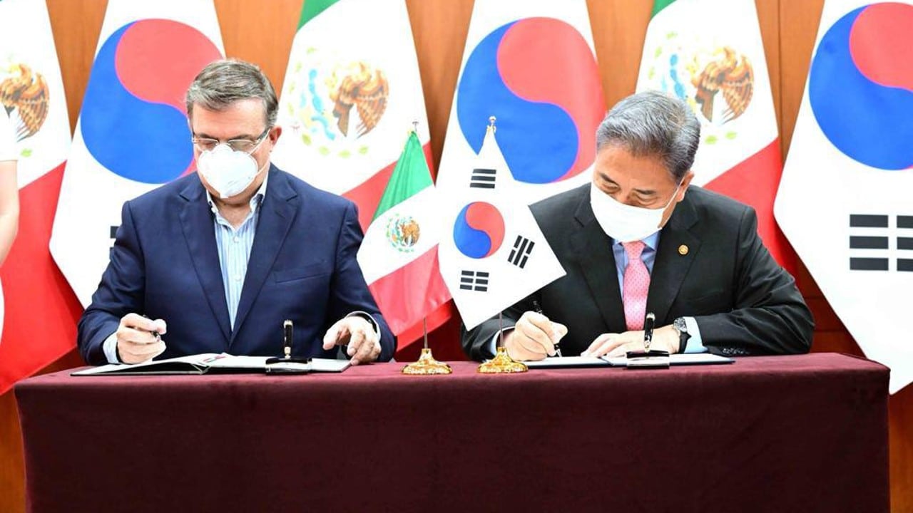 Ebrard acuerda impulsar Tratado de Libre Comercio con Corea del Sur.