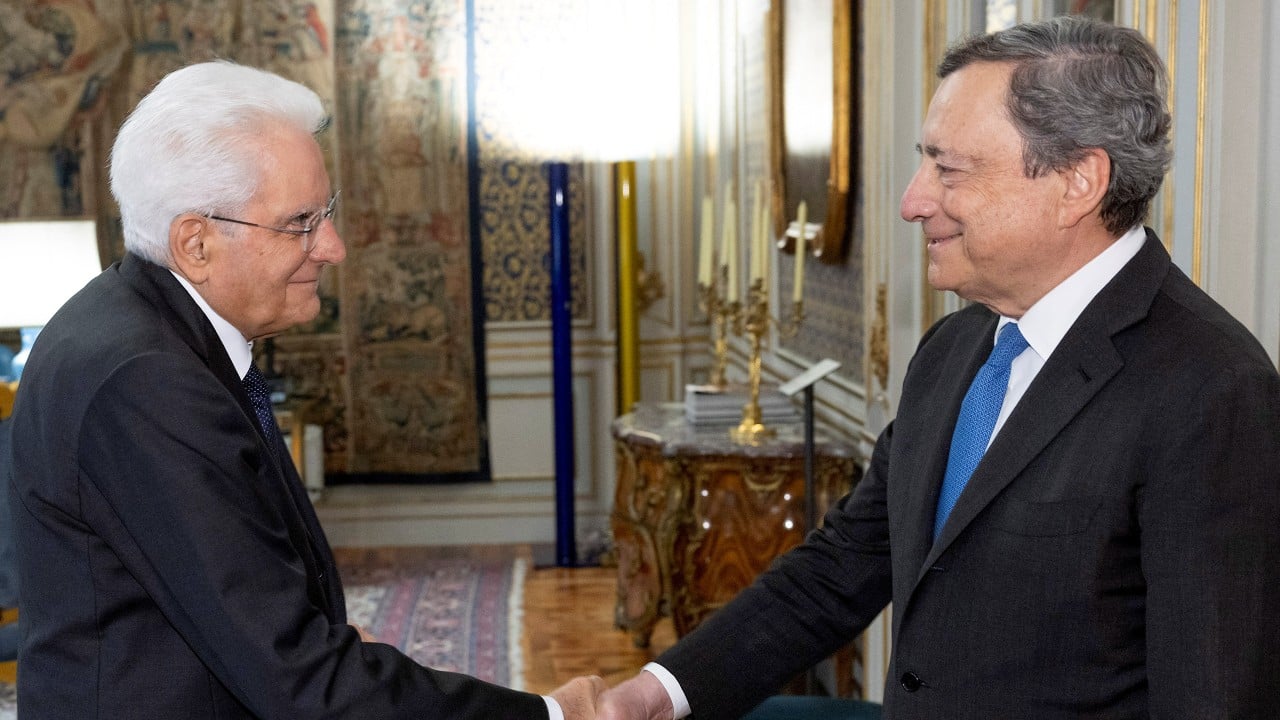 El presidente de Italia, Sergio Matarella, se reunió con Mario Dragui.