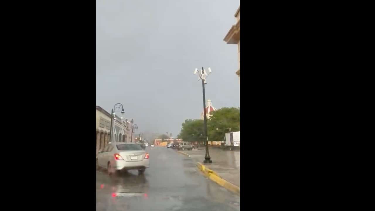 Lluvia moderada en Montemorelos, Nuevo León (Twitter: @davidcarrizale9)